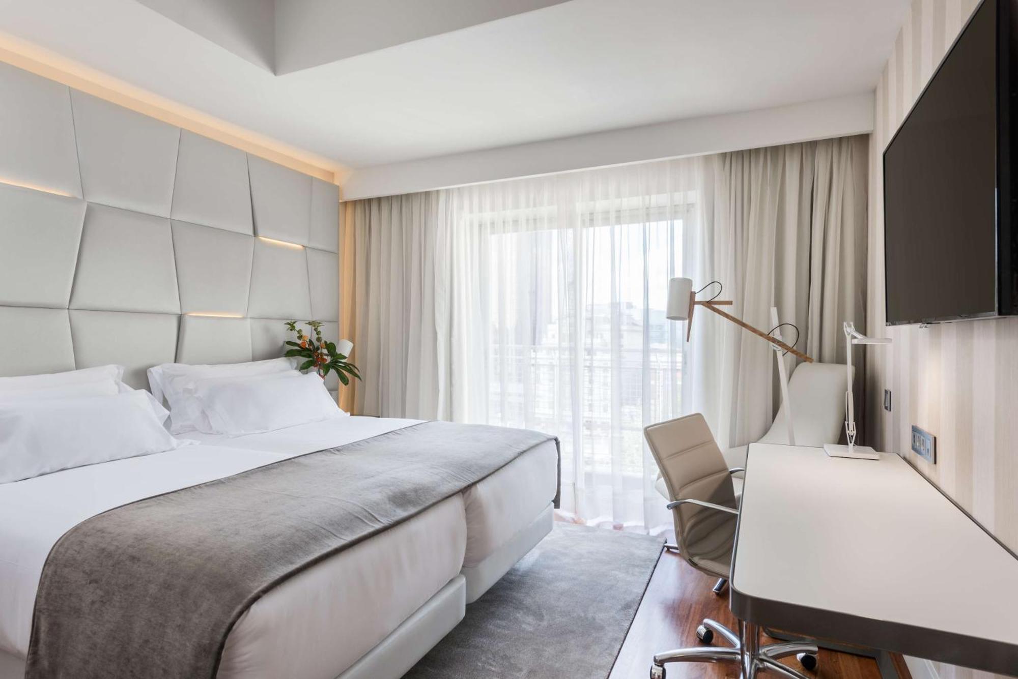 Nh Collection Madrid Colon Hotell Eksteriør bilde