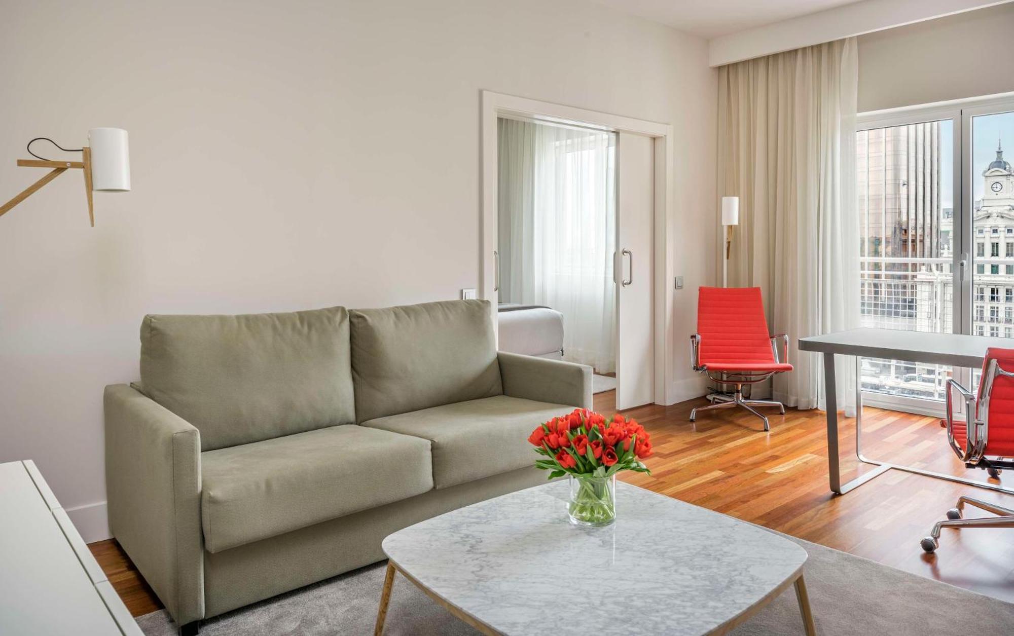 Nh Collection Madrid Colon Hotell Eksteriør bilde