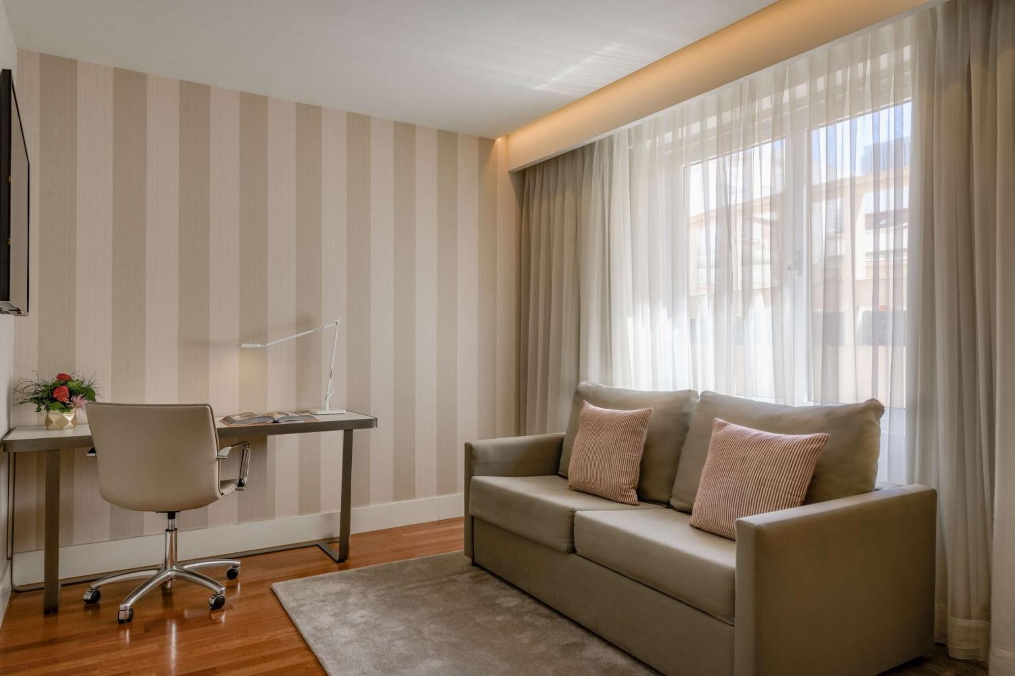 Nh Collection Madrid Colon Hotell Eksteriør bilde